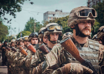 Коріння вітчизняного антифашизму або кому заважає полк “Азов”?